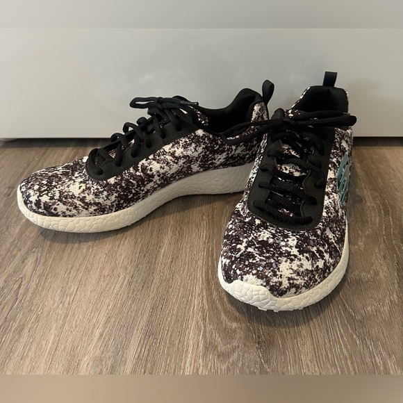 Skechers Air Cooled Memory Foam Sneakers - Picture 3 of 9